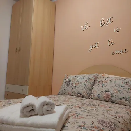 Rosa D' Inverno Holiday home *